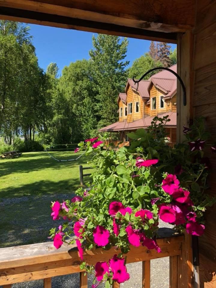 Susitna River Lodging, Riverside Cabins Talkeetna Extérieur photo